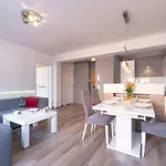 Secret Garden By Renters Apartamento Sopot